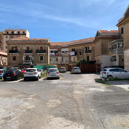 Casa Arenella Appartamento Con Parcheggio Privato Палермо Экстерьер фото